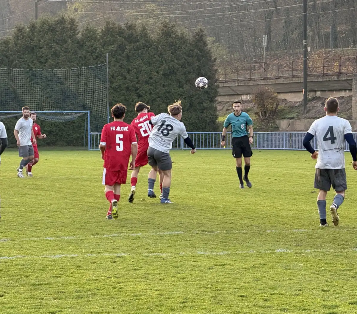 Jílové odjelo tentokrát s nepořízenou